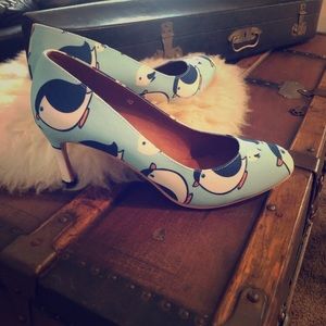 Penguin Heels 🖤🖤